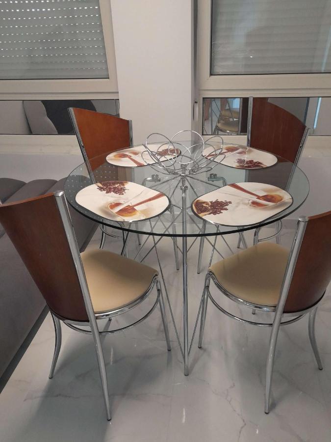Stylowy Apartament Harmonia Playa Del Cura, Hiszpania Apartment Torrevieja Luaran gambar